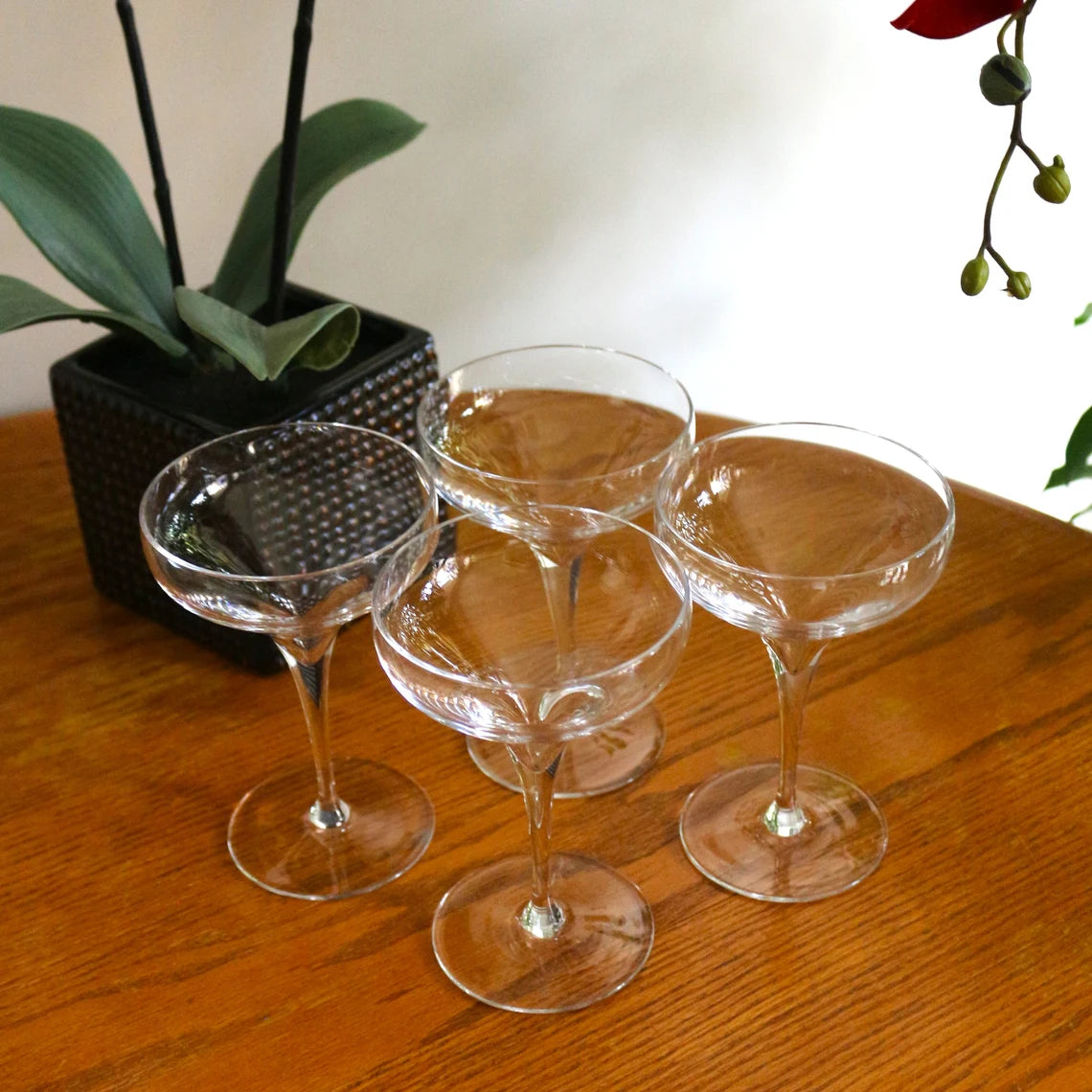 Vintage Martini Glasses - Set of 4 Elegant Clear Cocktail Glasses