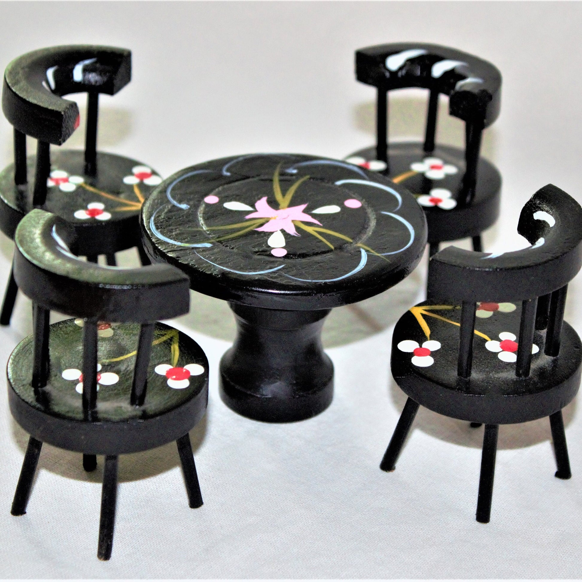 Hand-Painted Dollhouse Dining Set: Miniature Table & Chairs, Floral Boho Style