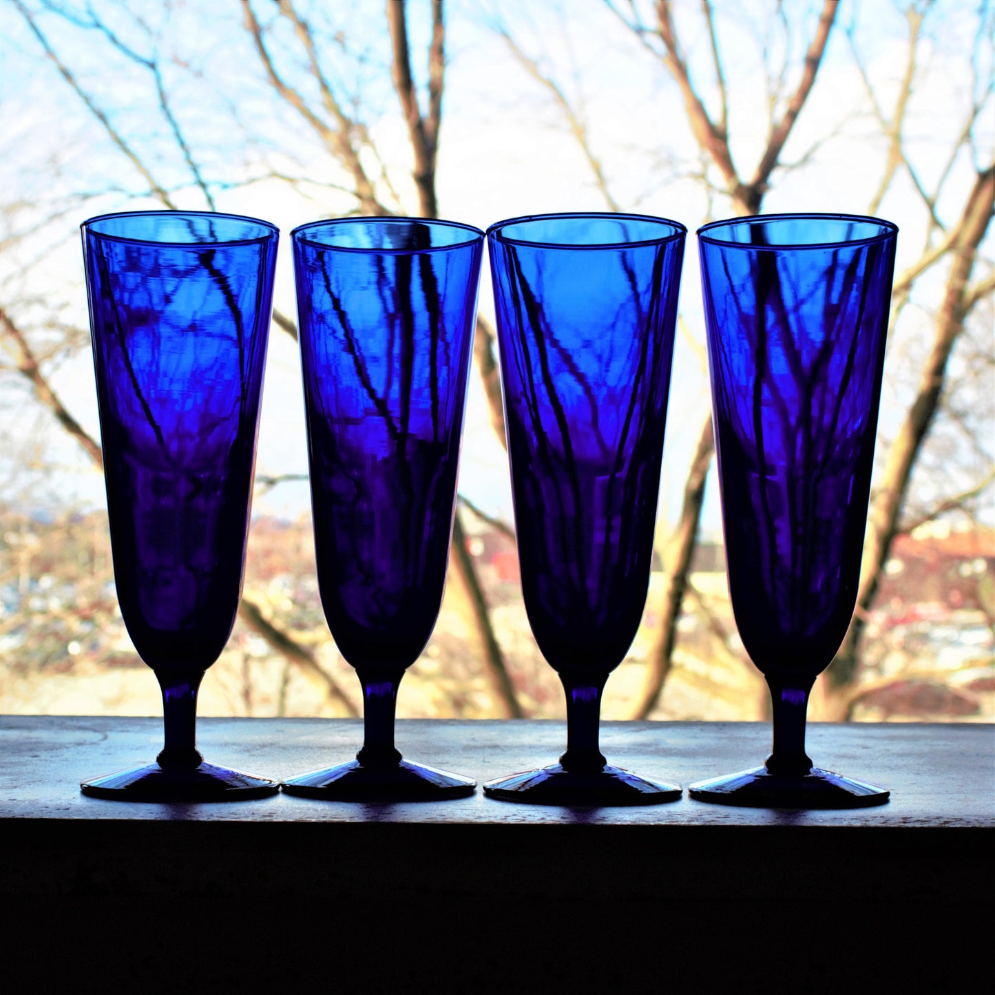 Vintage Cobalt Blue Cocktail Glasses - Set of 4 Tall Beer Glasses, pint glass