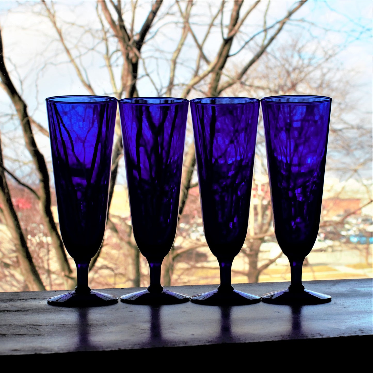 Vintage Cobalt Blue Cocktail Glasses - Set of 4 Tall Beer Glasses, pint glass