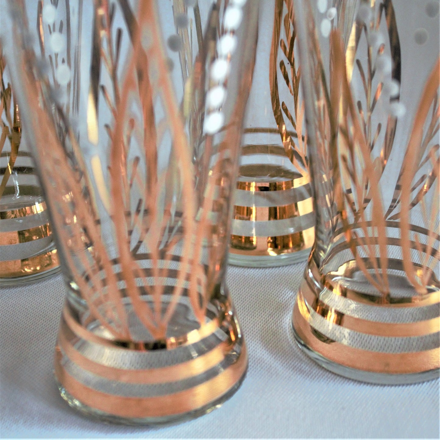 Vintage Glasses, 4PC Vintage Gold Tumblers, Vintage Juice Glass, Unique Glassware, Vintage Gold and White Tumblers, Unique Vintage Gift Idea