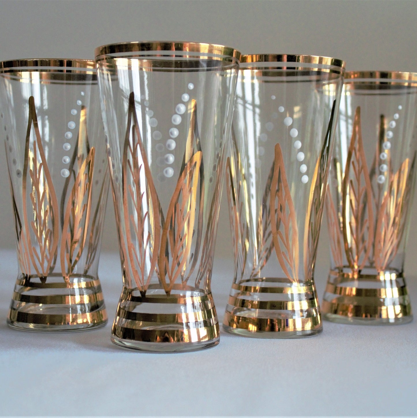 Vintage Glasses, 4PC Vintage Gold Tumblers, Vintage Juice Glass, Unique Glassware, Vintage Gold and White Tumblers, Unique Vintage Gift Idea