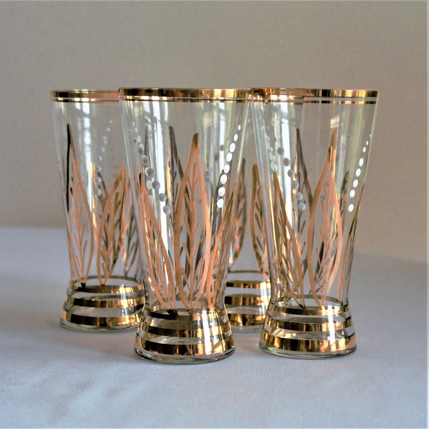 Vintage Glasses, 4PC Vintage Gold Tumblers, Vintage Juice Glass, Unique Glassware, Vintage Gold and White Tumblers, Unique Vintage Gift Idea