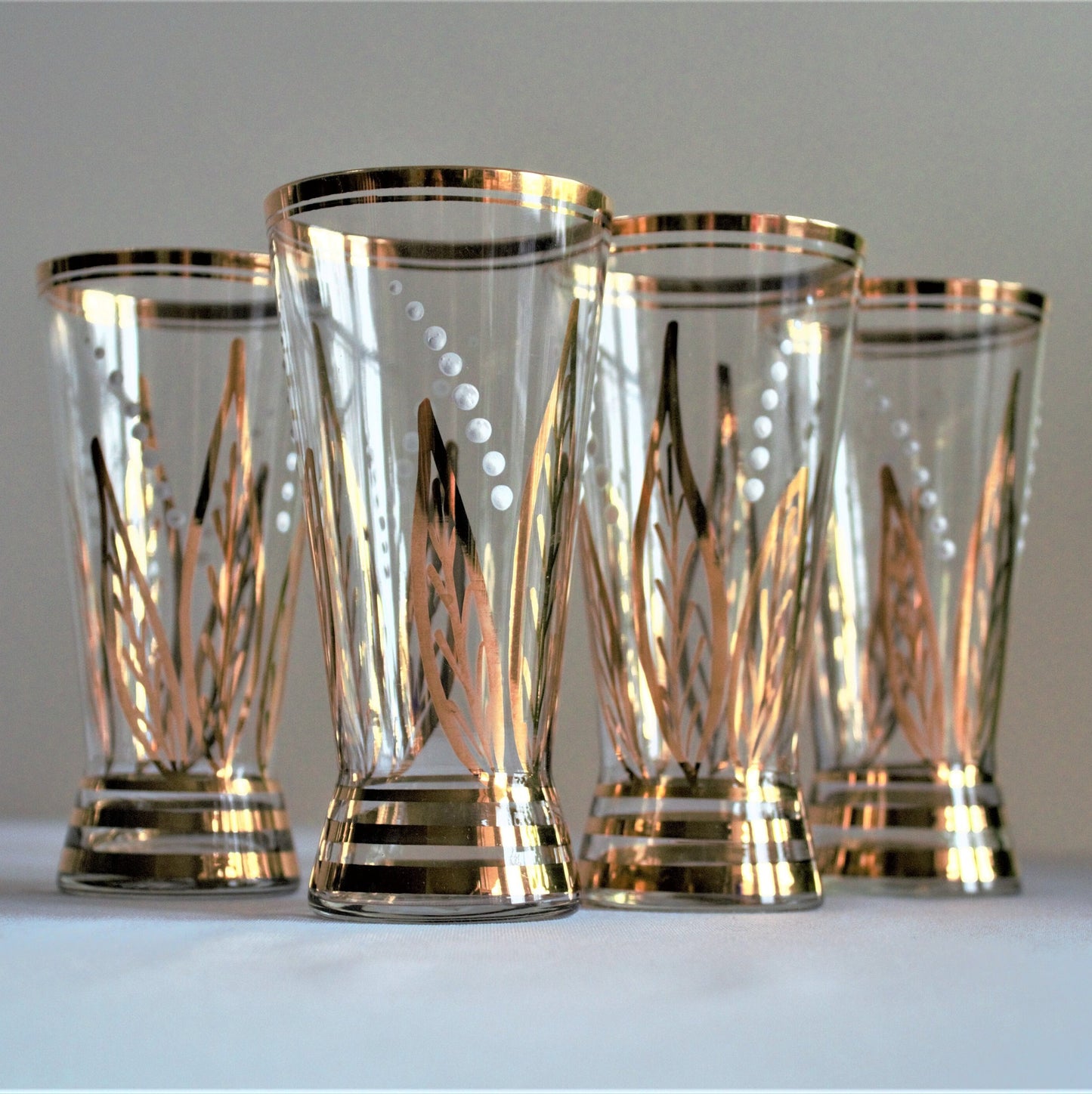 Vintage Glasses, 4PC Vintage Gold Tumblers, Vintage Juice Glass, Unique Glassware, Vintage Gold and White Tumblers, Unique Vintage Gift Idea