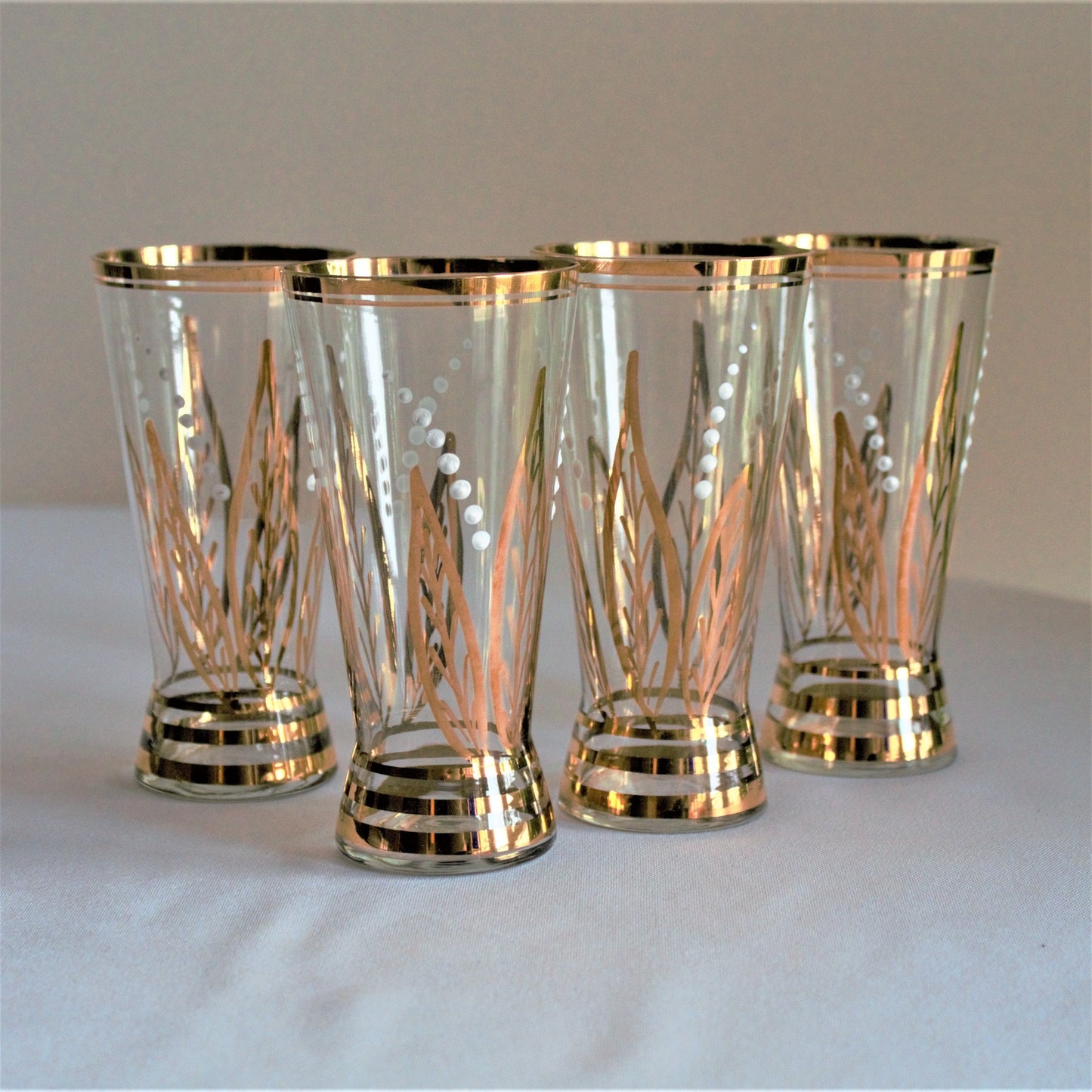 Vintage Glasses, 4PC Vintage Gold Tumblers, Vintage Juice Glass, Unique Glassware, Vintage Gold and White Tumblers, Unique Vintage Gift Idea