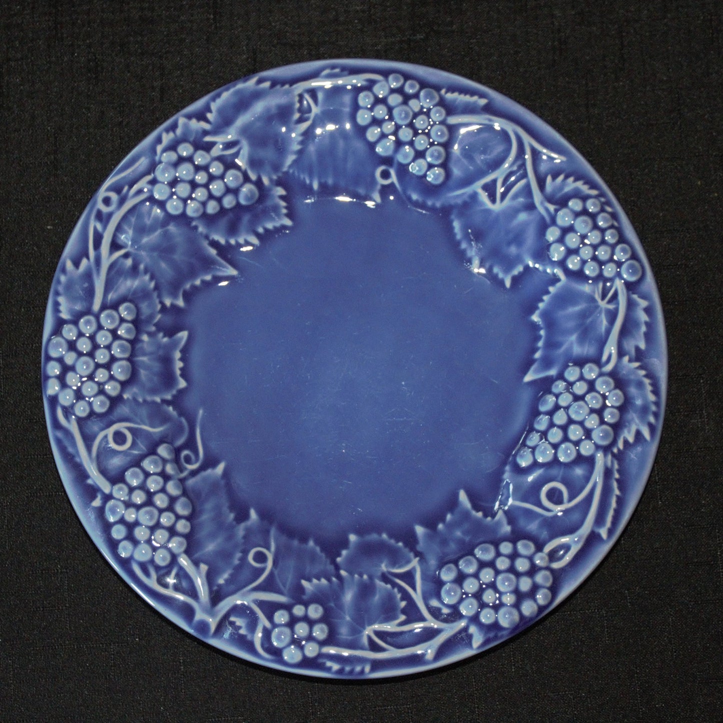 Bordallo Pinheiro Blue Grape Plate: Portuguese Pottery Decor