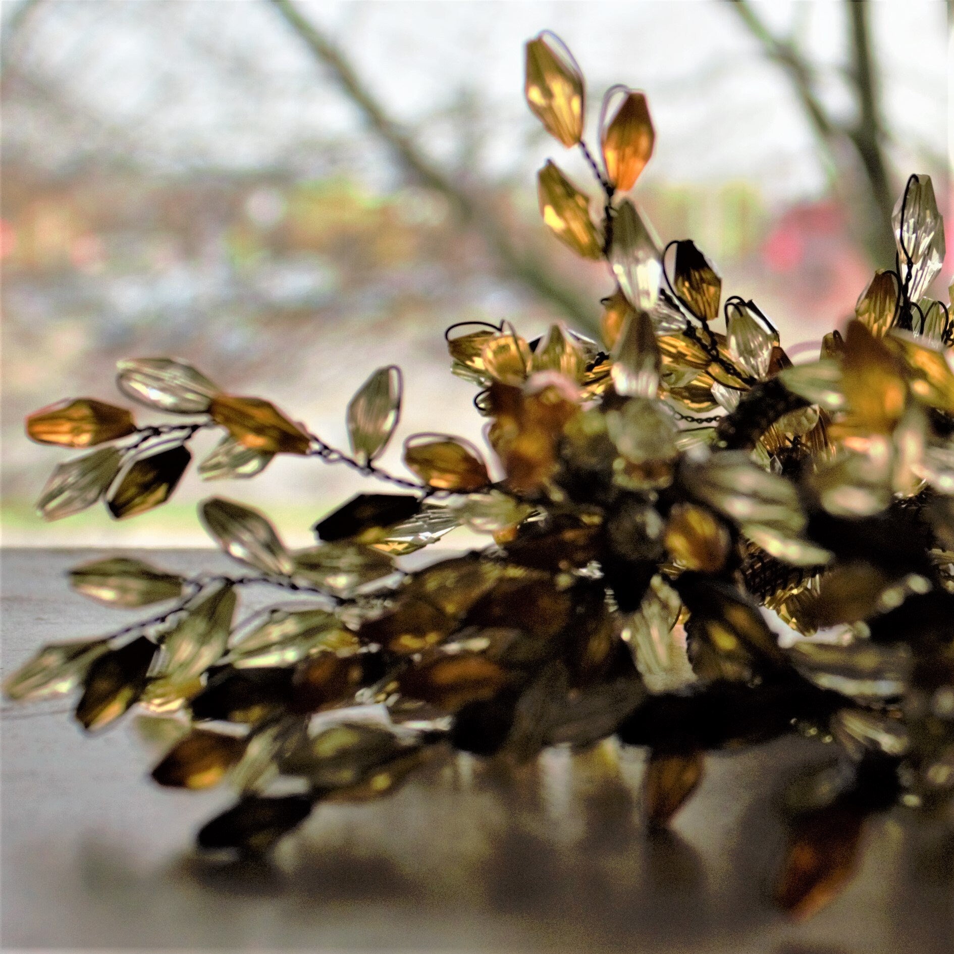 Vintage Lucite Napkin Rings - Set of 4 Floral Wire Table Décor