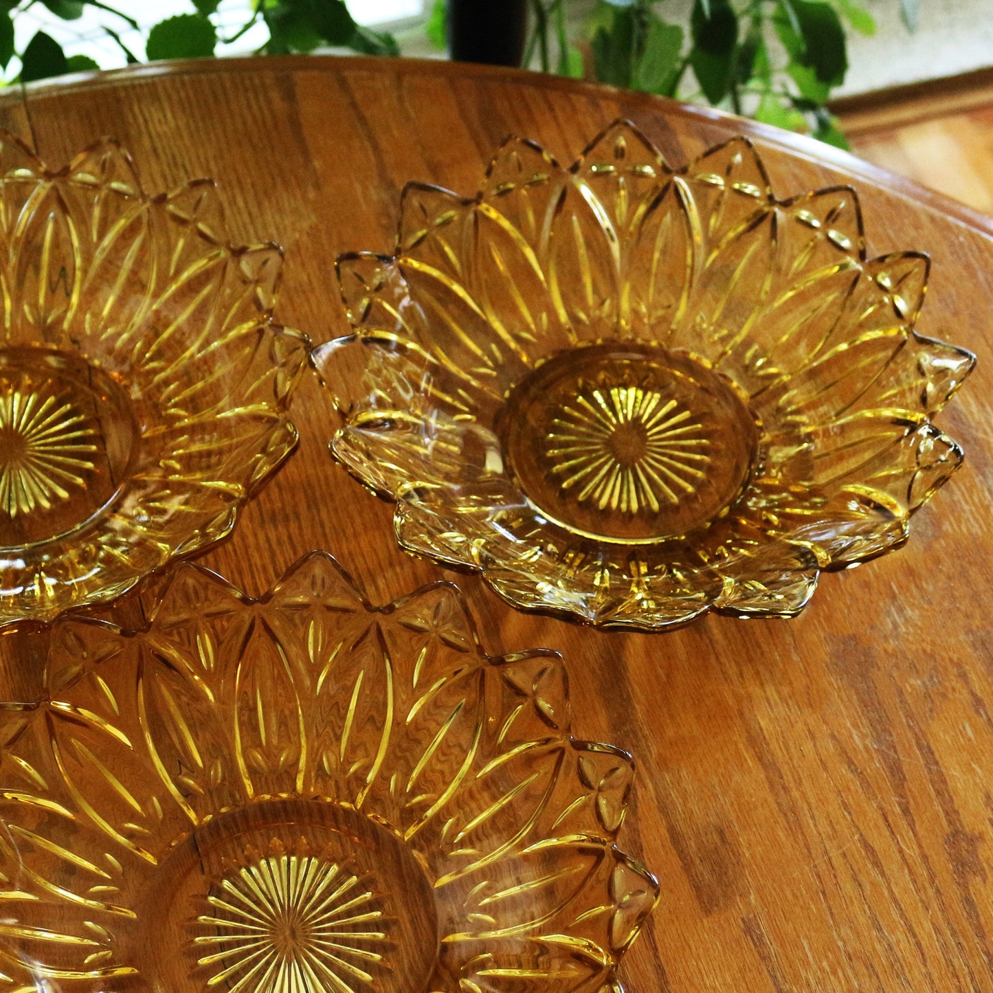 Vintage Federal Glass Plate: Gold Petal Pattern Dinner Plate, flower shape