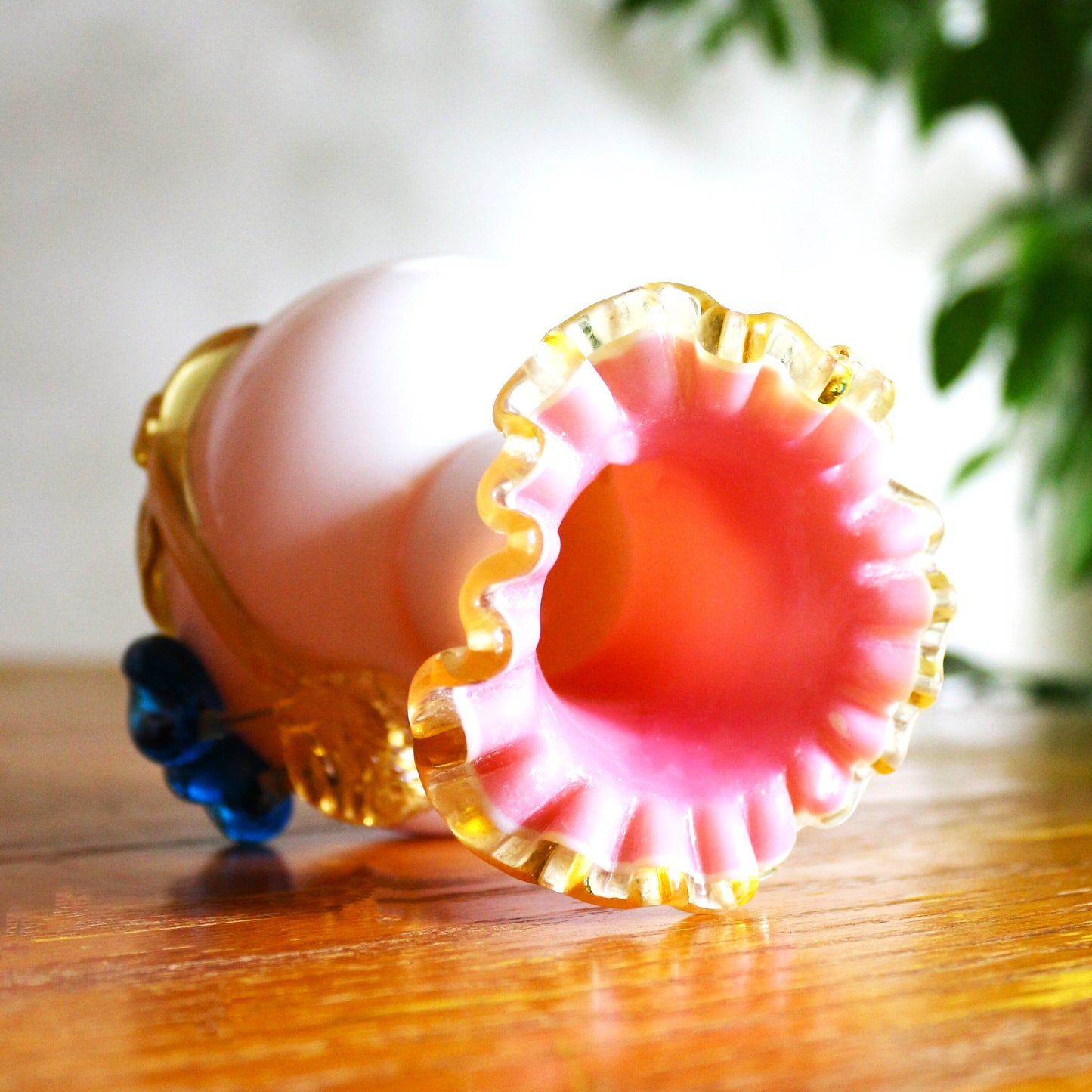 Vintage Fenton Peach Blown Glass Vase: Applied Fruit Decor