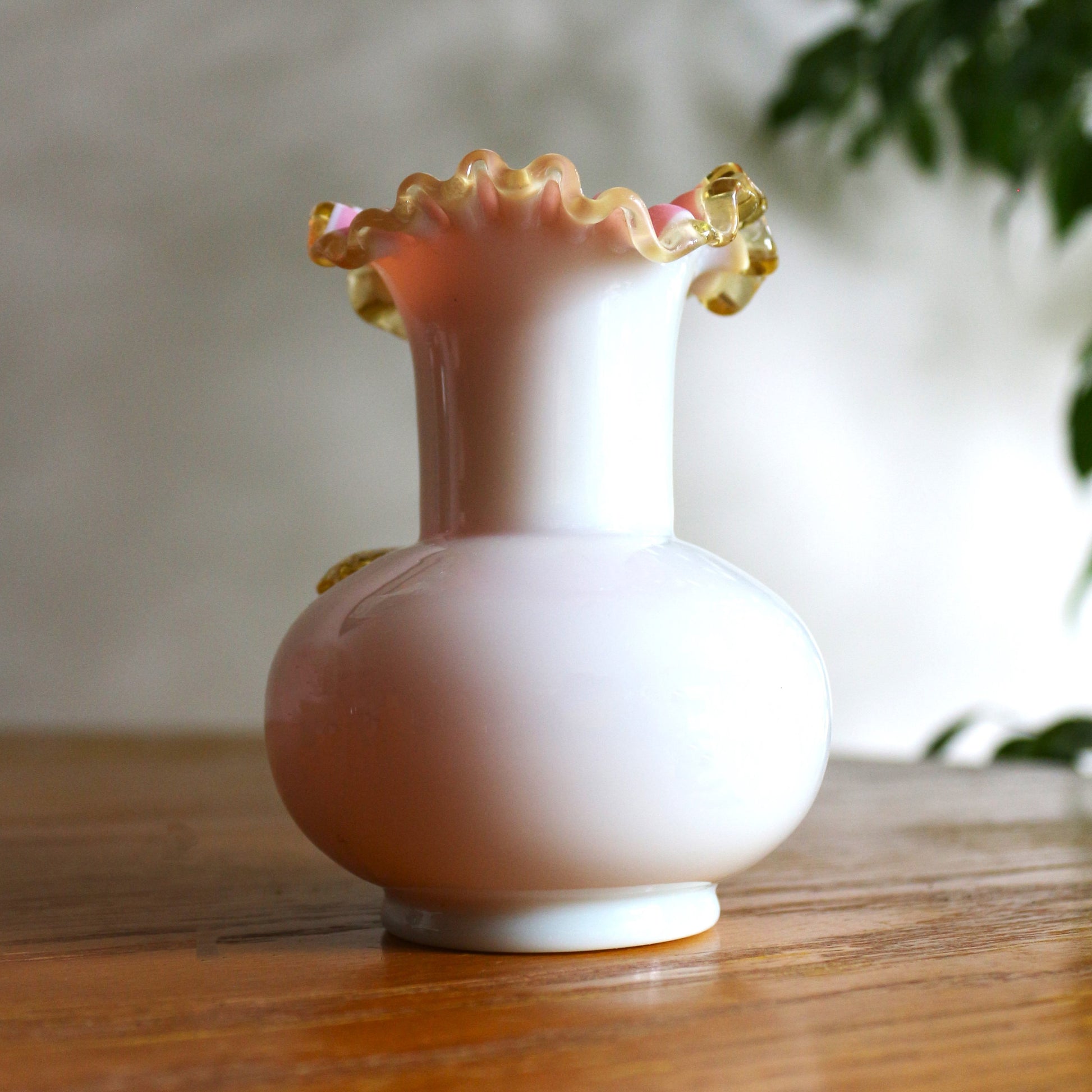 Vintage Fenton Peach Blown Glass Vase: Applied Fruit Decor