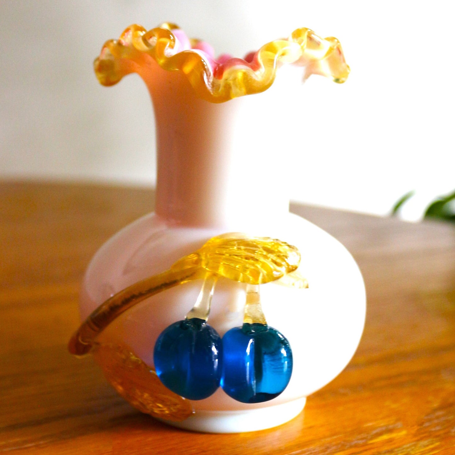 Vintage Fenton Peach Blown Glass Vase: Applied Fruit Decor