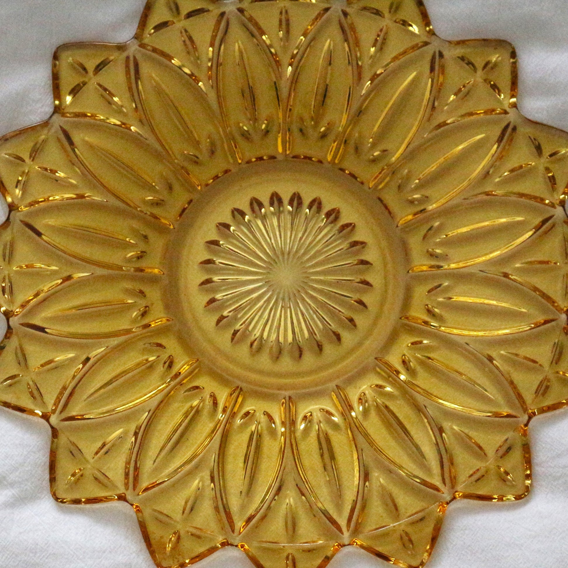 Vintage Federal Glass Plate: Gold Petal Pattern Dinner Plate, flower shape