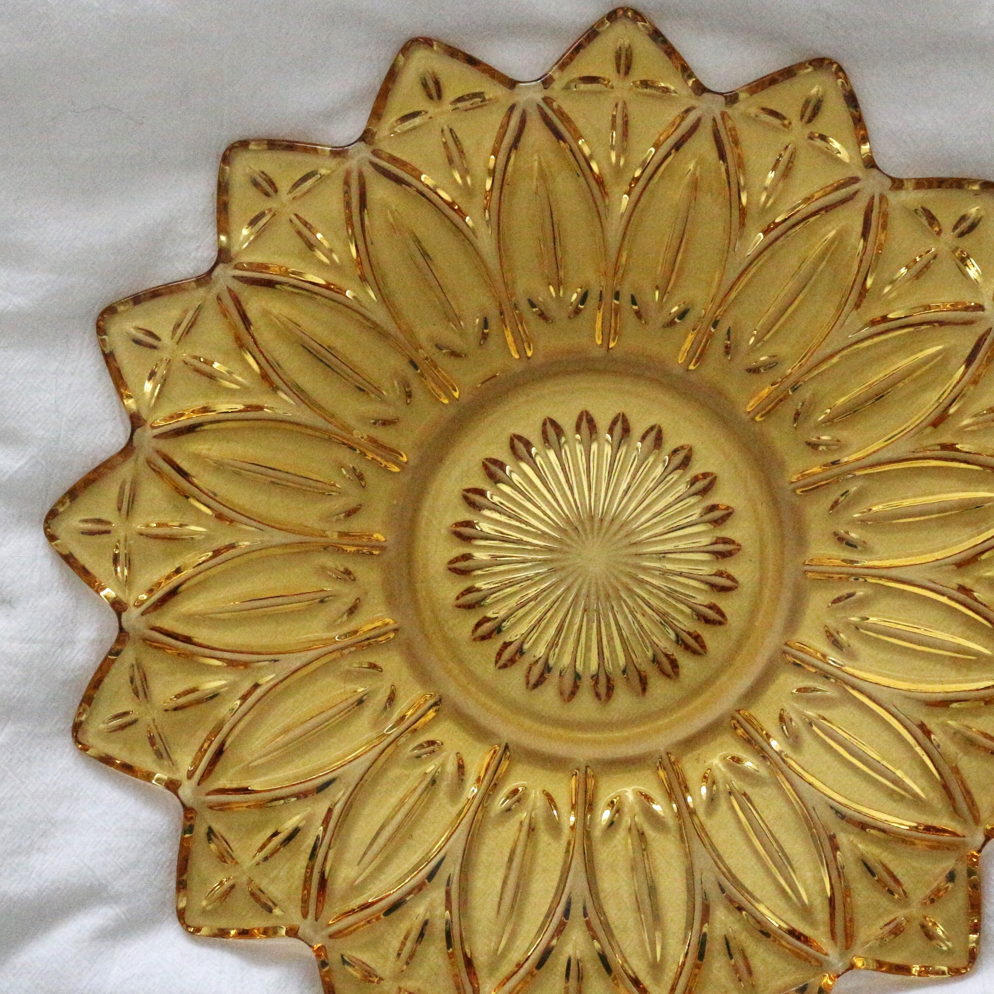 Vintage Federal Glass Plate: Gold Petal Pattern Dinner Plate, flower shape