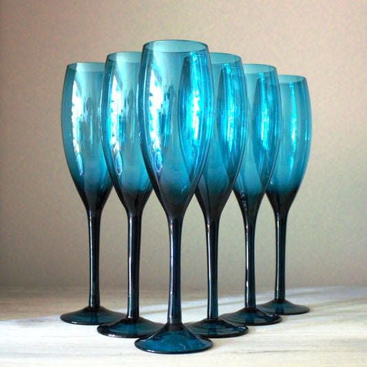 Hand Blown Teal Champagne Flute Set: Elegant Blue Stemware