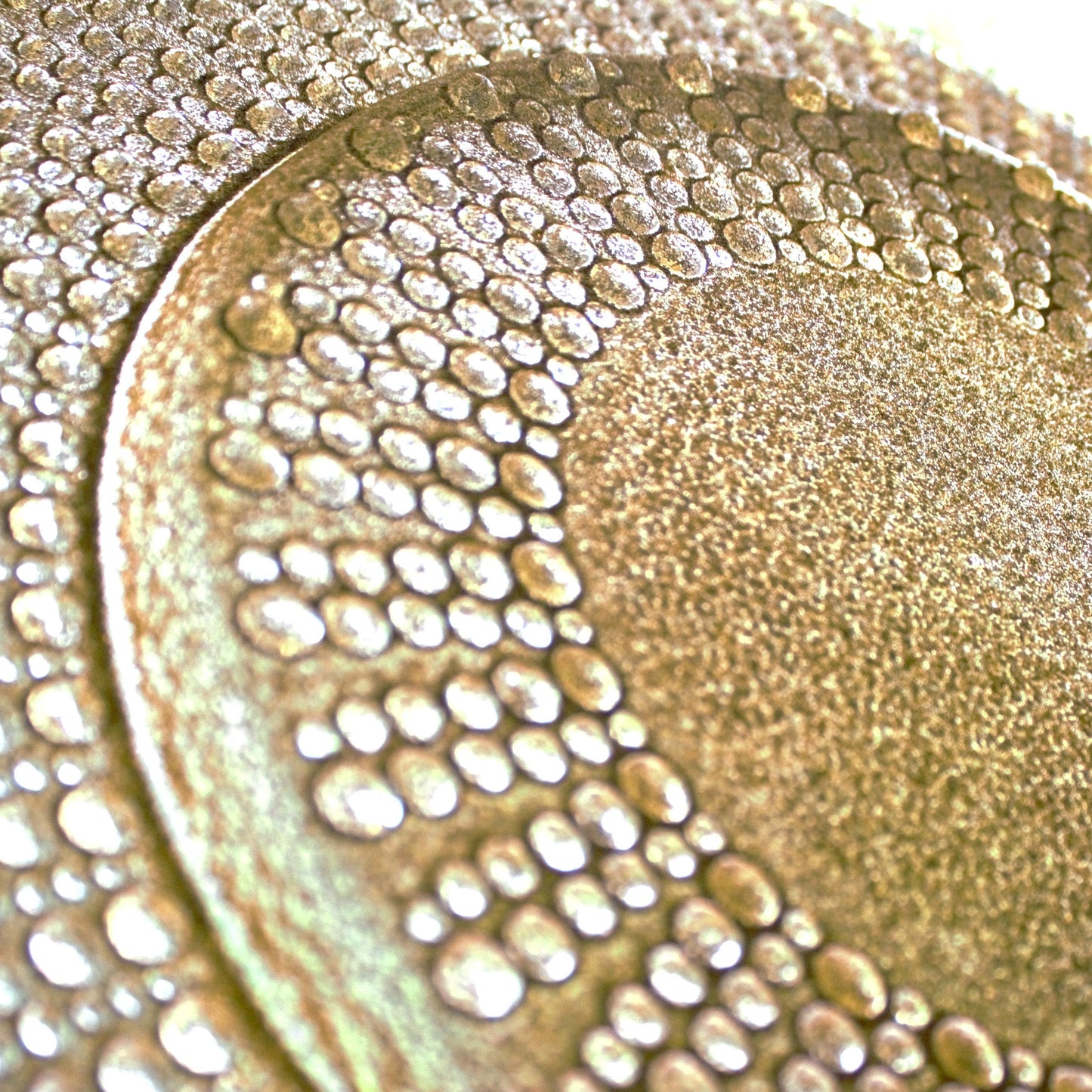 Gold Glitter Glass Charger Plates - Bowring Scalloped Edge - Set of 4