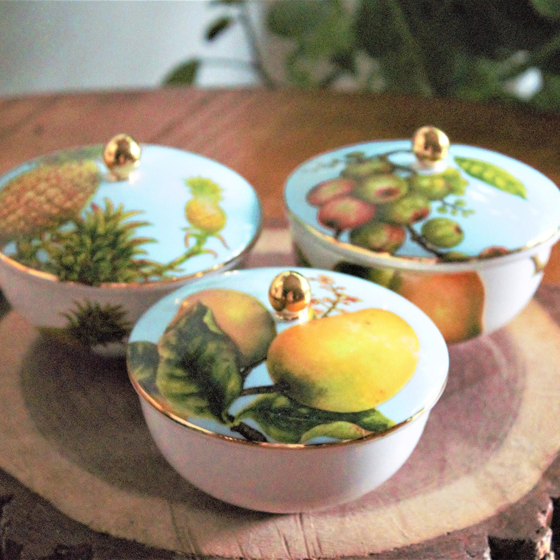 Minh Long Porcelain Bowls with Lids: Hand-Painted Fruit Design, Set of 3