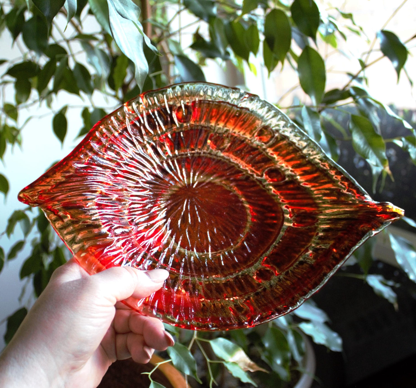 Hand Blown Amberina Glass Bowl: Orange & Red Centerpiece